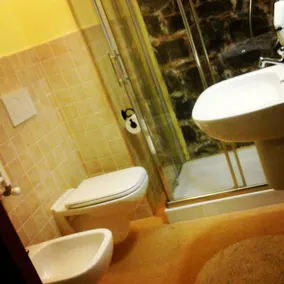 La Corte di Lucina - Bad