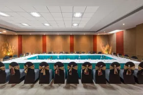 Nidhivan Sarovar Portico Vrindavan - Room