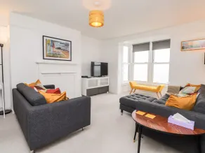 Fairlight View - Interior