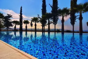 Incredible Large Villa In Paphos sleeps 14 Children Pool, Jacuzzi, Huge Garden - Pool