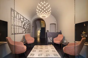 VIS urban suites & spa - Boutique Hotel - Recepción