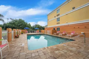 Comfort Inn Fort Myers Northeast - Pool
