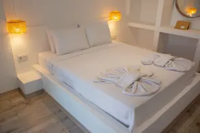 Aloha Suites - Room