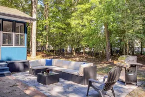 < 3 Mi to Bethany Beach! Wooded Retreat w/ Yard - Innenbereich