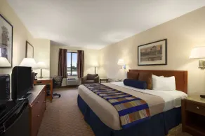 Days Inn by Wyndham Oglesby/ Starved Rock - Chambre
