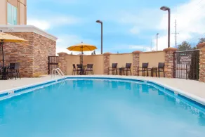 Holiday Inn Express Hotel & Suites Huntsville West - Research Park by IHG - Piscine
