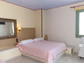 Senior Citizen Suite in blue - Rom