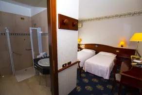 Hotel De La Ville - Badezimmer