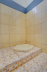 OYO 90405 Penginapan Sasti KuninganNearTaman Cirendang - Bathroom