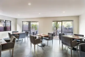 Edit Auckland Greenlane - Restaurant