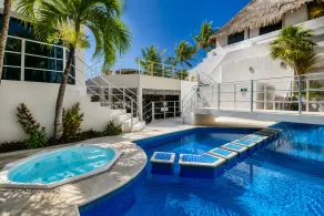 Luciana Hotel & Beach Club - Piscina