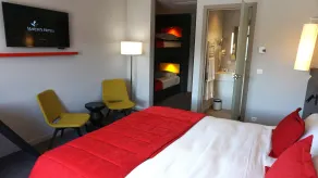 Martin's Red - Room