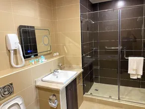 B & C Dyamond Hotel and Suites  - Badezimmer