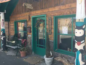 Chinook Cabins & RV Park - Lobby