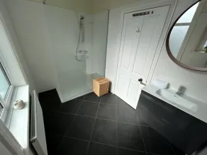 South Bay House - Bathroom
