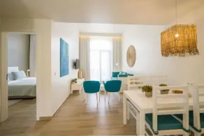 Oasis Tarrafal Alfandega Suites - Room
