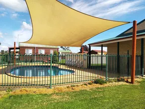 Holbrook Motor Village - Pool