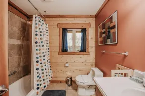 Glacier Springs Cabin #21 - This Family Home Says Cabin in the Country! - Badeværelse