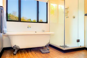 Springholm Cottages - Badezimmer