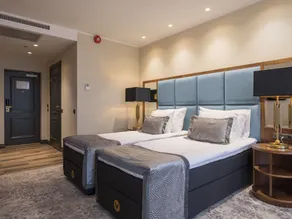 V Spa & Conference Hotel - Room