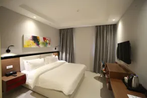 The Ray Hotel and Studios - Room