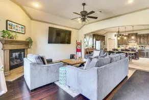 Pool & Hot Tub! Dog-friendly Awaysis in SE Austin - Innvendig