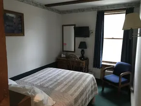 Lake Ontario Motel & Inn - Zimmer