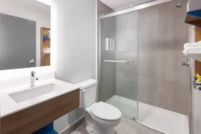 Microtel Inn & Suites by Wyndham Rehoboth Beach - Salle de bain
