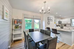 8 Mi to Dtwn Lancaster: Home in Amish Country - Interior