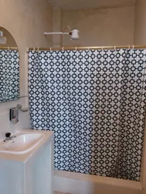Hotel Islas Galapagos - Bathroom