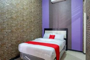 RedDoorz near Stasiun Kebumen - Room