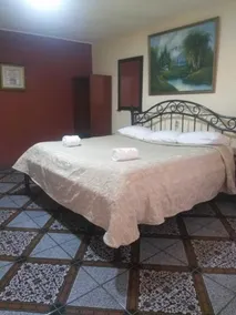 Arenal Volcano View Rooms - Værelse