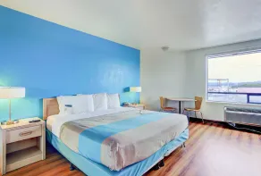 Motel 6-Coos Bay, OR - Chambre