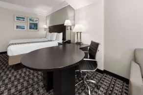 La Quinta by Wyndham Deer Park - Chambre