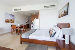 Spacious and Comfy Studio in Heart of Jlt! - Chambre