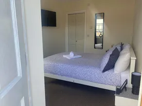Prince of wales pub and accommodation - Room