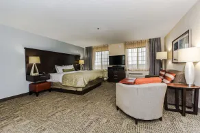 Staybridge Suites Grand Forks by IHG - Chambre