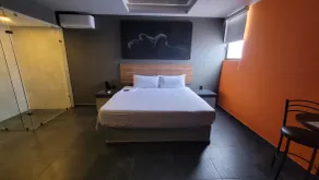 4Play Motel - Camera