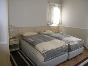 Beth-Shalom - Camera