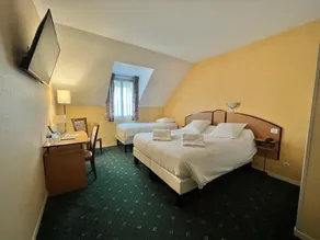 Logis Hôtel Sully le Château - Bad