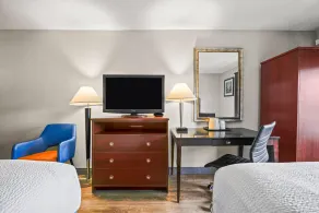 Days Inn by Wyndham Utica - Chambre
