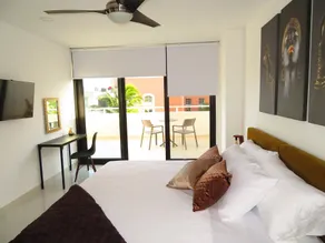 Takh308 - Room