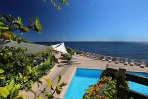 Alivi - Pool