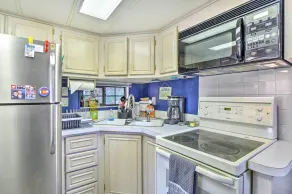6 Mi to Ski Resort! Lakefront Breckenridge Cabin - Innvendig