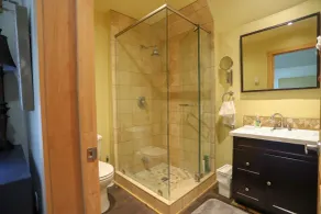 23Maple - Badezimmer
