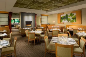 Crowne Plaza San Francisco Airport by IHG - Restaurant