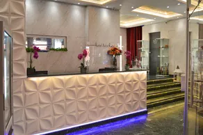 Erase un Hotel - Réception