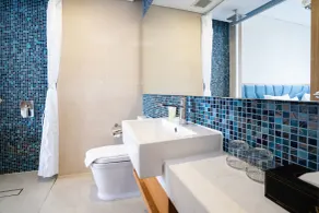 San Marino Boutique Danang - Bathroom