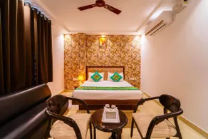Treebo Luxury Stay Premium Inn - Camera