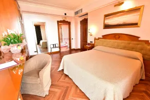 Palazzo Rosenthal Vesuview Hotel & Resort - Room
